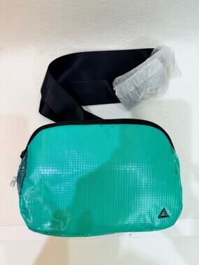 NEW RAREFORM Zion Sling Bag Fanny Pack Zipper Pouch Adjustable Belt Green Blue